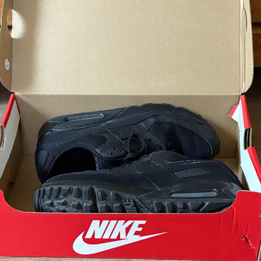 SOLD Nike Air Max 90 Black MEN'S (Lightly Used)